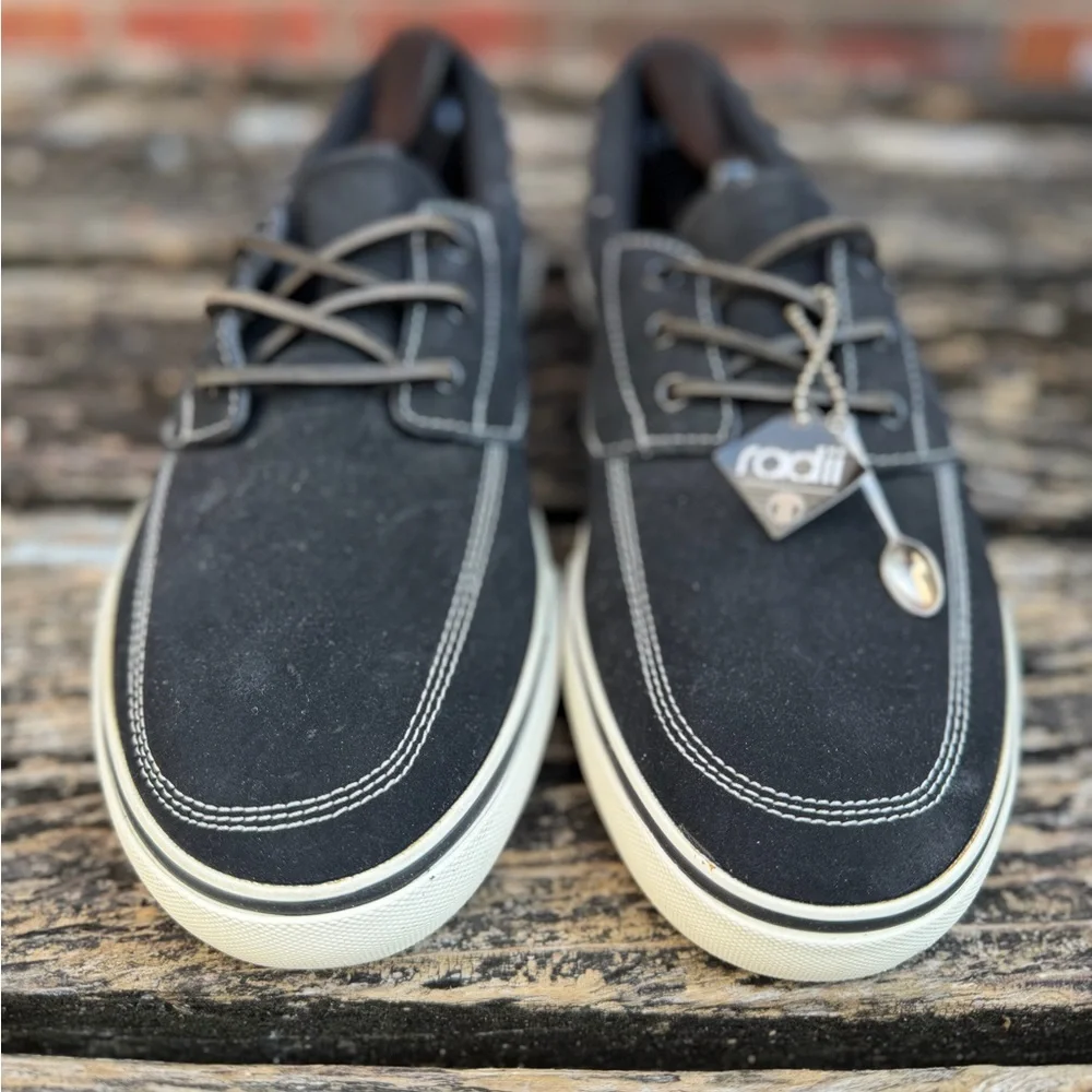 NWT Radii Footwear Gilligan Black Nubuck Size 10.5 Lace Up Men’s Boat Shoe M2